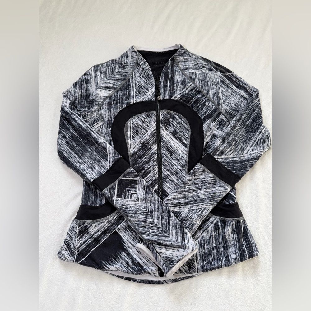 Lululemon Athletica Black and White Textured Bomber Jacket